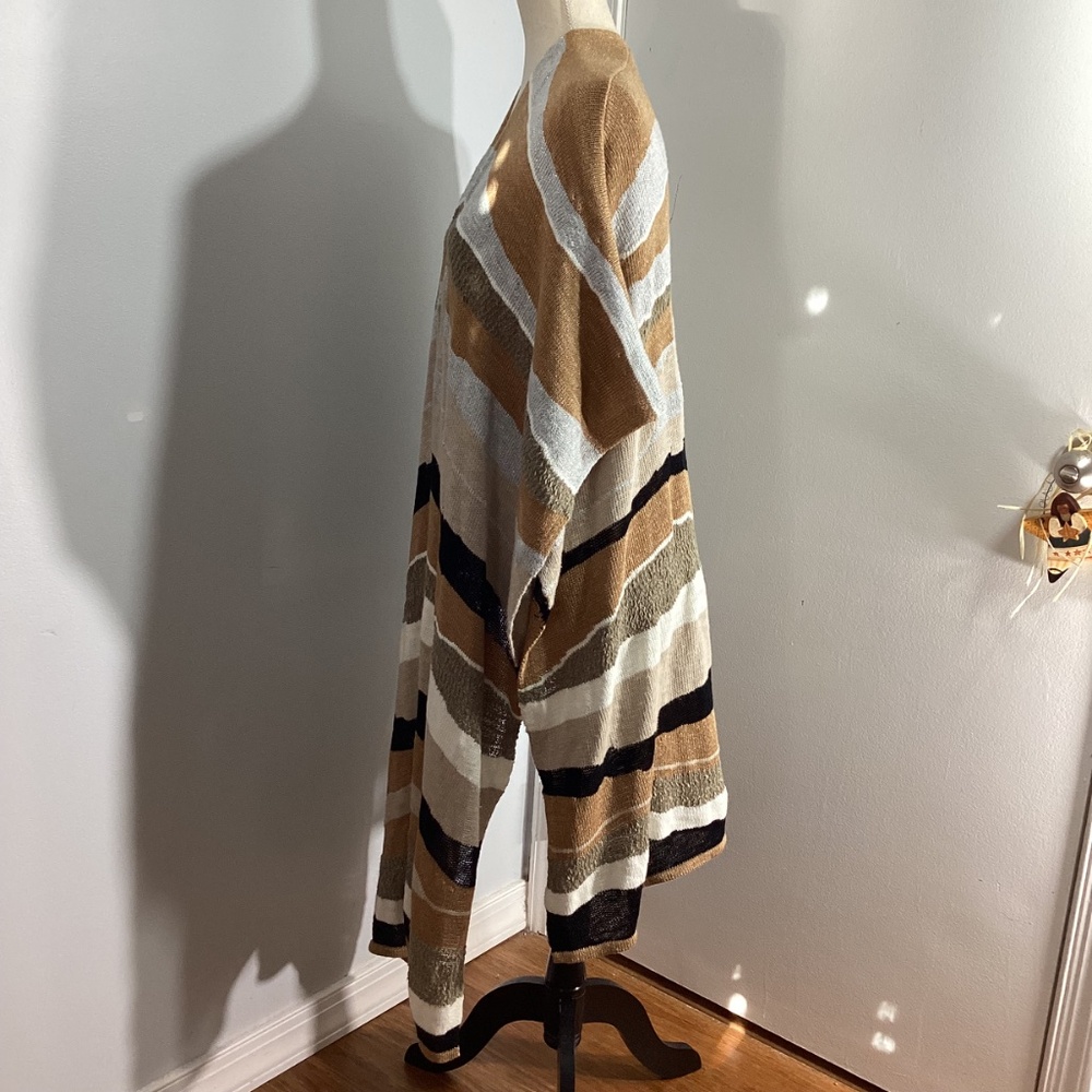 CHICO’S ONE SIZE KNIT PONCHO WRAP SHAWL MULTICOLOR NEUTRAL STRIPES LIGHTWEIGHT - Picture 4 of 11